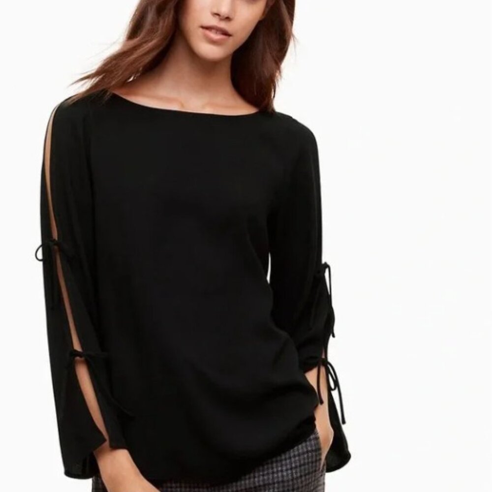 Wilfred Pozzi Long Tie-Sleeve Blouse - Black